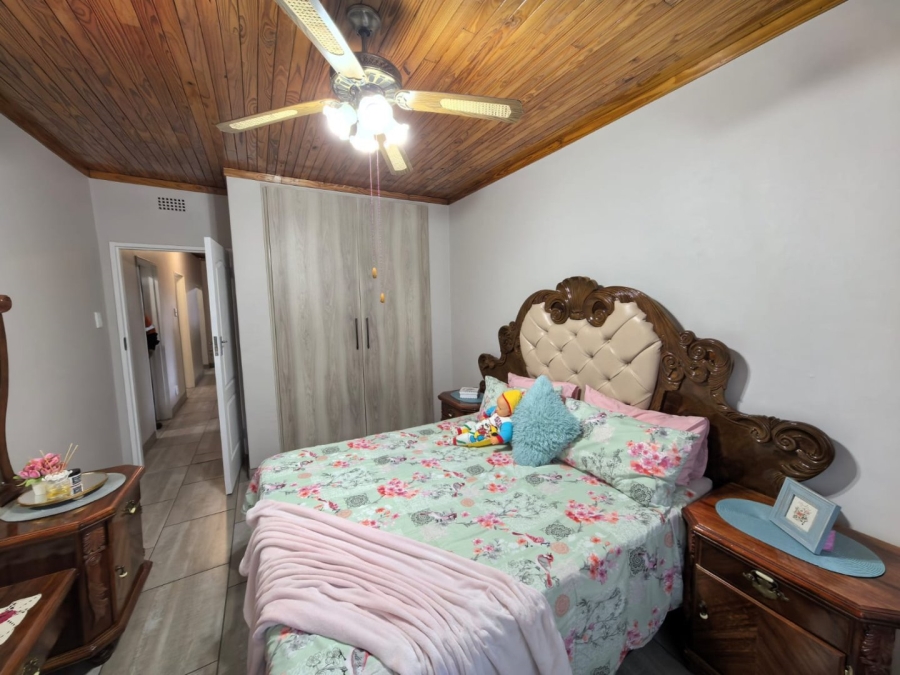 3 Bedroom Property for Sale in Rhodesdene Northern Cape